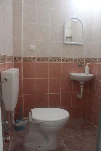 Huzur Pansiyon Ve Cay Bahcesi