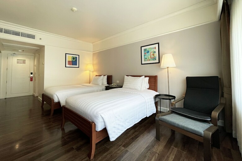 Hotel The Swiss Lodge