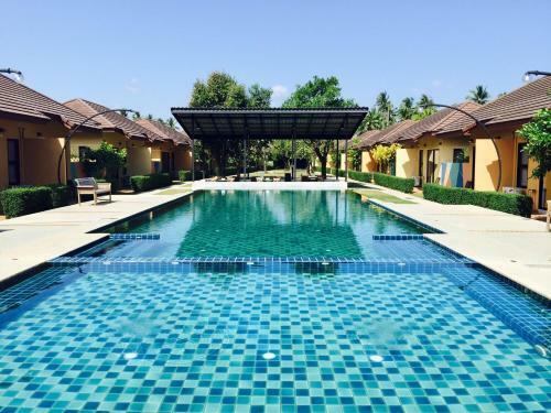 Hotel Green Adamas Resort Chumphon