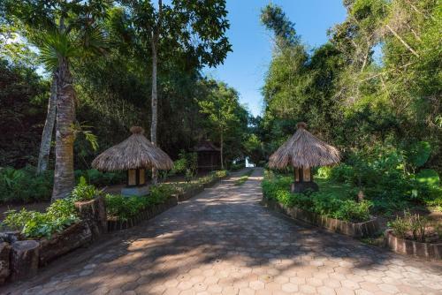 Hostal G-land Joyo's Camp