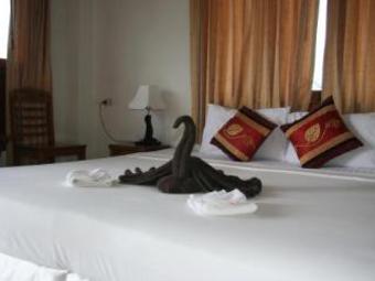 Hotel Baan Chayna Lounge Resort