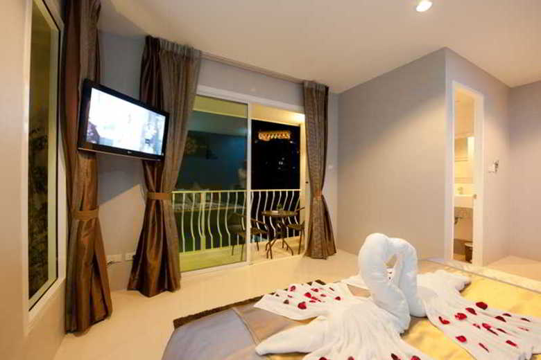 Rama Kata Beach Hotel
