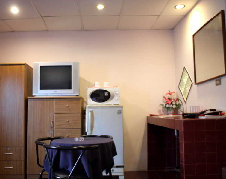 Hotel Karon Cafe Inn