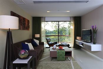 Hotel Summit Windmill Golf Residence