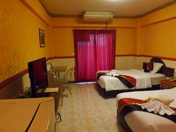 Tara Lake Airport Hotel