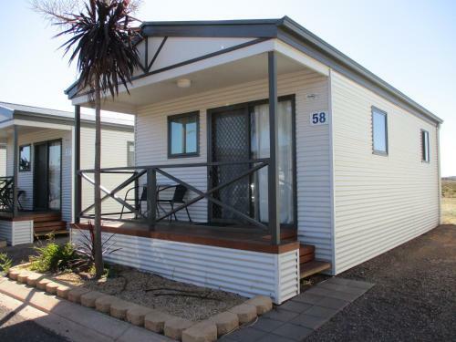 The Sundowner Cabin & Tourist Park