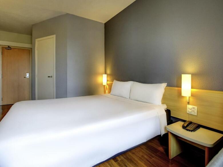 Hotel Ibis Tambore