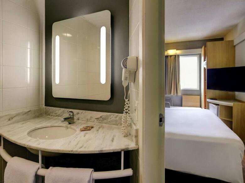 Hotel Ibis Tambore