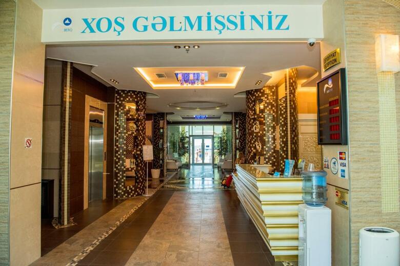 Aysberq Hotel