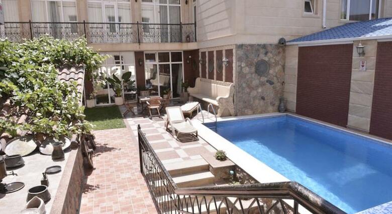 East Legend Panorama Hotel