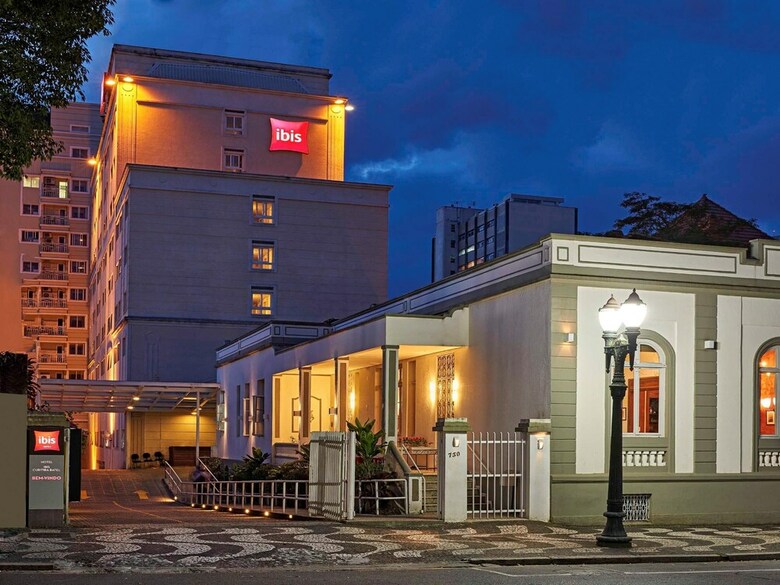 Hotel Ibis Curitiba Batel