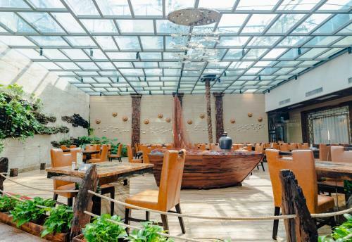 Excemon Beihai Beach Hotel