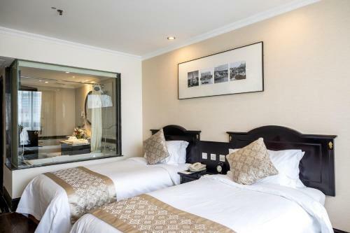 Shanghai Greenland Jiulong Hotel