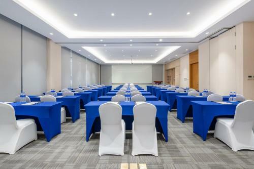 Hotel Holiday Inn Express Shanghai Pujiang
