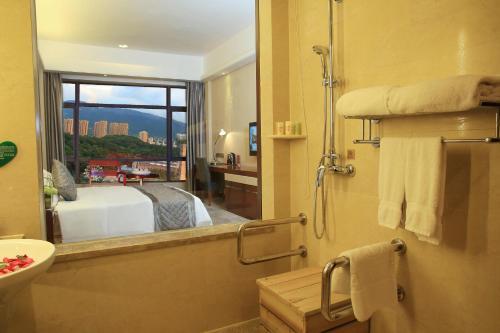 Hotel Ramada Longyan