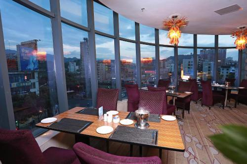Hotel Ramada Longyan