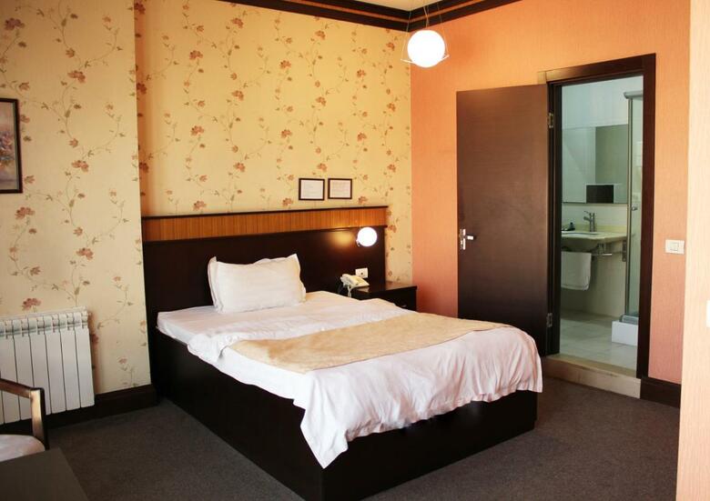 Alp Inn Hotel