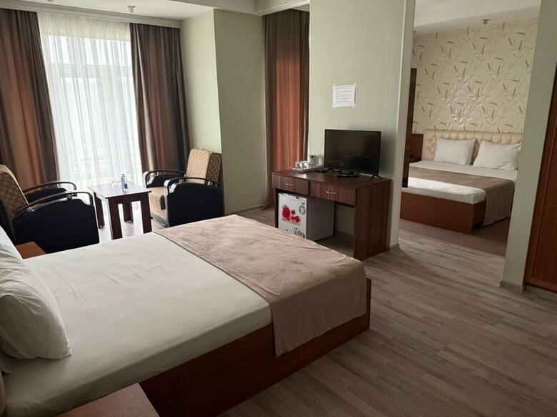 Aef Hotel