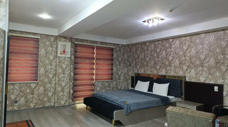 Aef Hotel