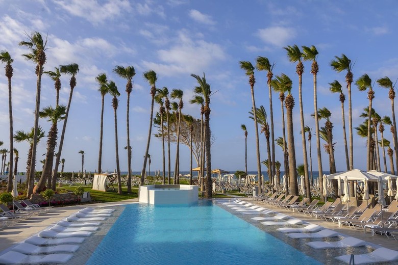 Leonardo Plaza Cypria Maris Beach Hotel & Spa