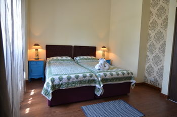 Hotel Zening Resorts