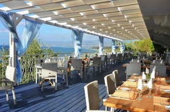 Hotel Zening Resorts