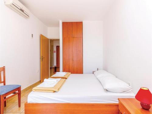 Two-bedroom Apartment In Dramalj