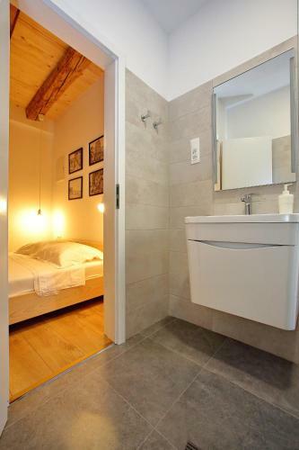 Apartamentos Guverna New City Accommodation