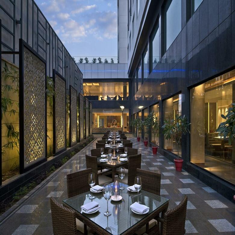 Hotel Grand Mercure Agra