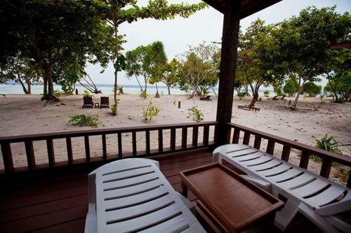 Hotel Pom Pom Island Resort