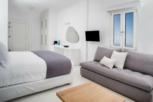 Hostal May Seven Suites - Adults Only