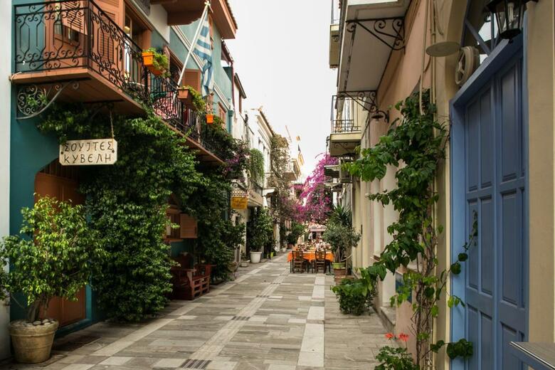 Hostal Kyveli Suites