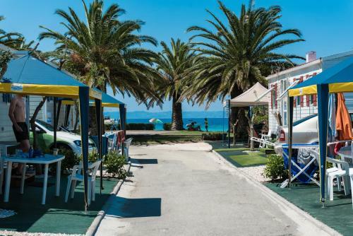Happy Camp Mobile Homes In Castello Camping & Summer Resort