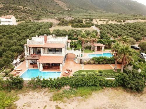 Kambos Horizon Paradise Villas