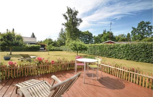 Two-bedroom Holiday Home In Vaggerlose