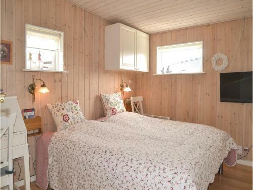 Two-bedroom Holiday Home In Esbjerg V
