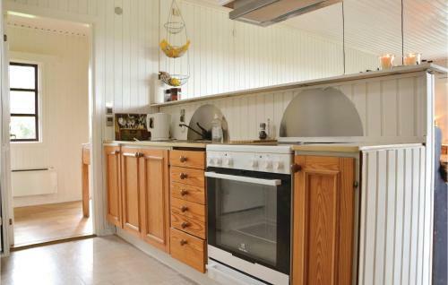 Three-bedroom Holiday Home In Gilleleje