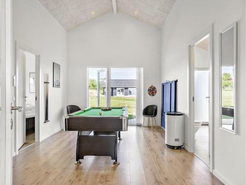 Four-bedroom Holiday Home In Haderslev