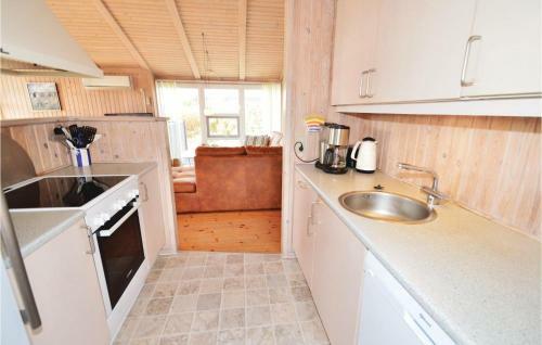 Four-bedroom Holiday Home In Hjorring