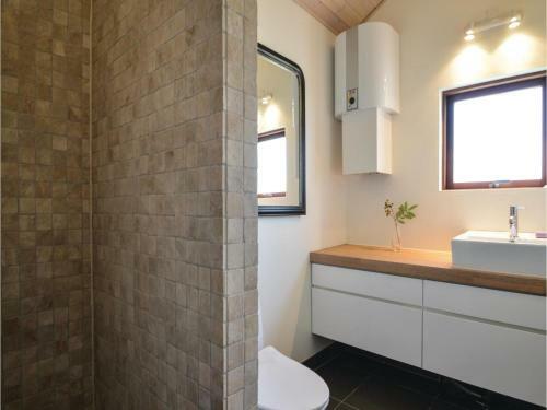 Five-bedroom Holiday Home In Lokken