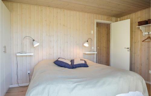 Five-bedroom Holiday Home In Lokken