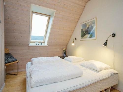 Two-bedroom Holiday Home In Lokken