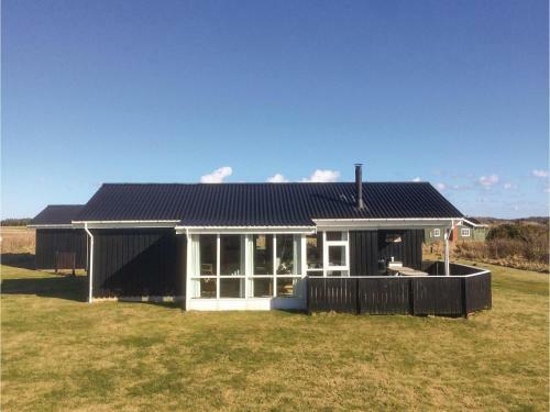 Three-bedroom Holiday Home In Lokken