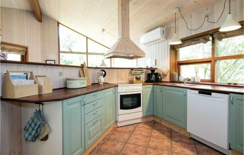 Three-bedroom Holiday Home In Hjorring