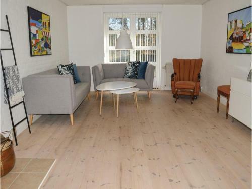 Three-bedroom Holiday Home In Strandby