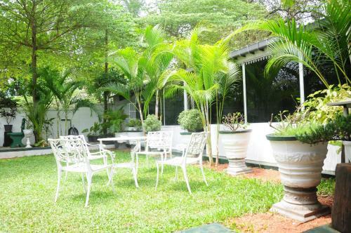 Hostal Levi's Tourist ? Anuradhapura