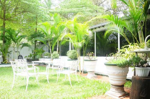 Hostal Levi's Tourist ? Anuradhapura