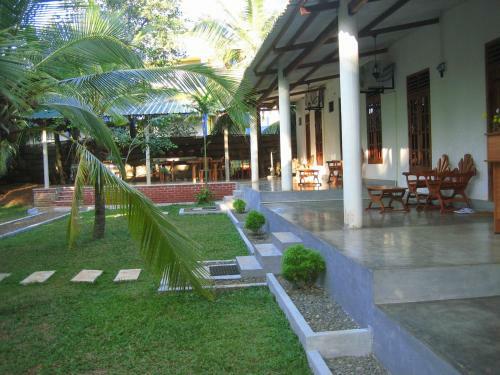 Bed & Breakfast Liyana Holiday Resort