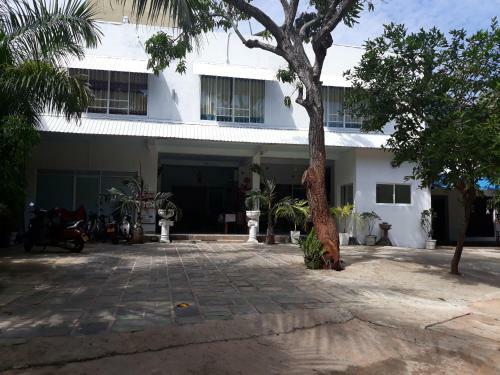 Bevary City Hotel