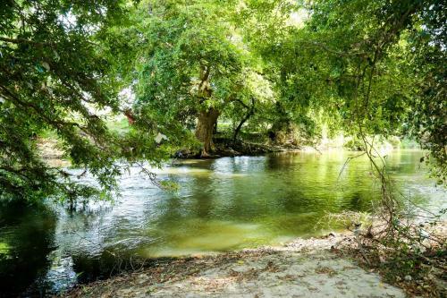Malwathu Oya Caravan Park